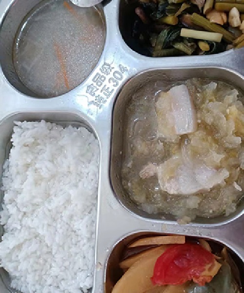 不能自理的老人去什么样的养老院好呢?