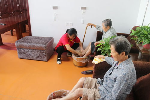 老人住养老院好处多的你想不到!